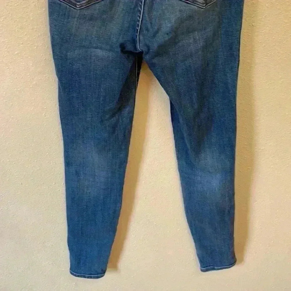 MADEWELL Women’s 10” High-Rise Skinny Jeans - Picture 7 of 10